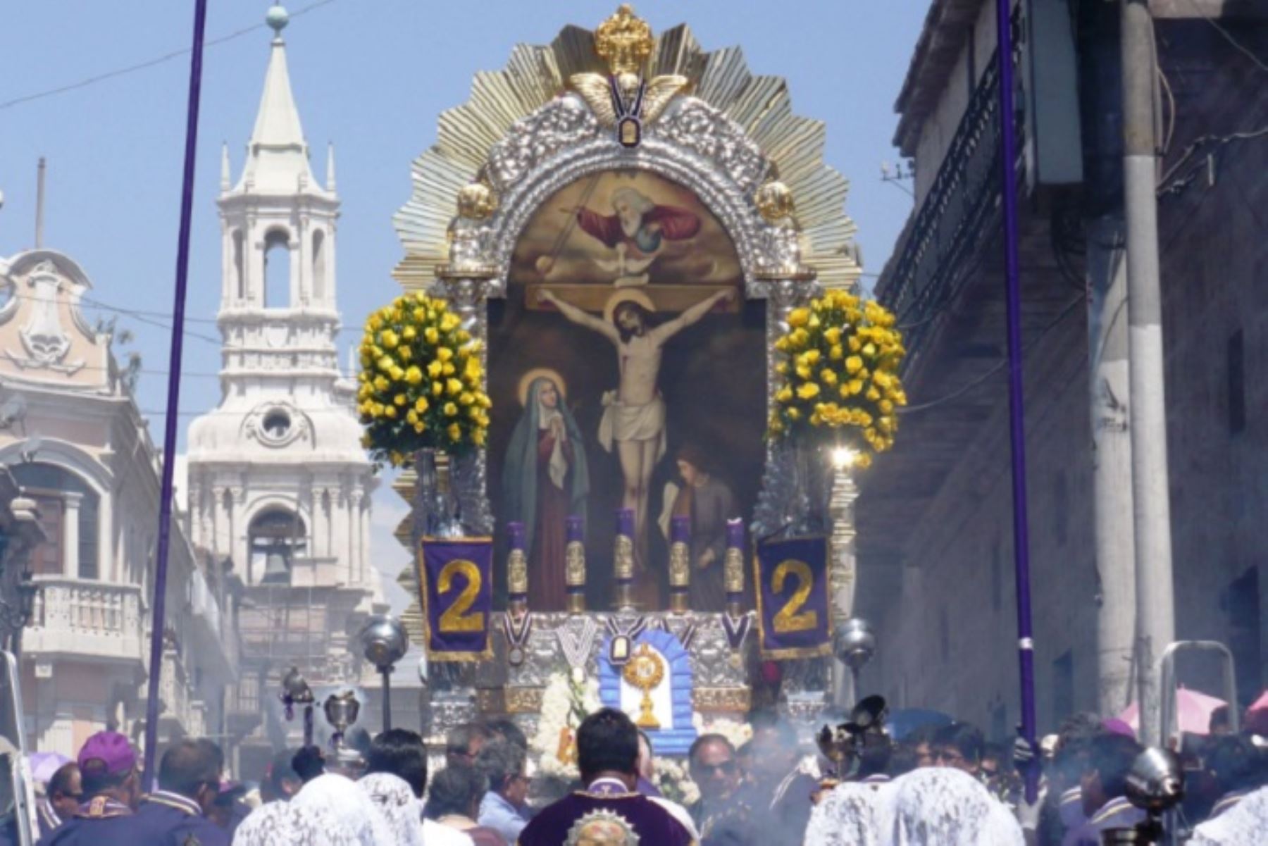 La imagen del Señor de los Milagros iniciará mañana su recorrido procesional desde el templo de San Agustín.