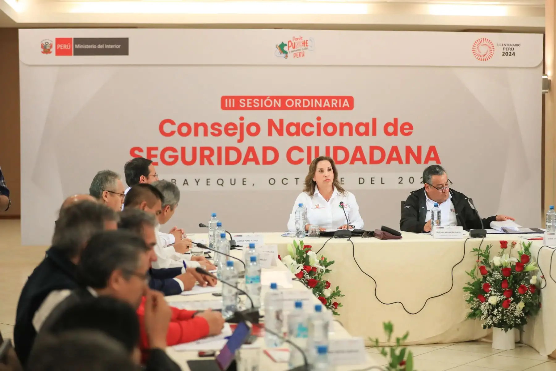 La presidenta de la república, Dina Ercila Boluarte Zegarra, lideró la III Sesión del Consejo Nacional de Seguridad Ciudadana, en la que se coordinaron las estrategias y avances contra la criminalidad organizada en todo el Perú. Foto: ANDINA/Prensa Presidencia