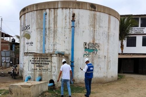 Sunass impuso a la Unidad Ejecutora Agua Tumbes nueve medidas correctivas al detectar graves irregularidades en en el mantenimiento e higiene del agua almacenada.