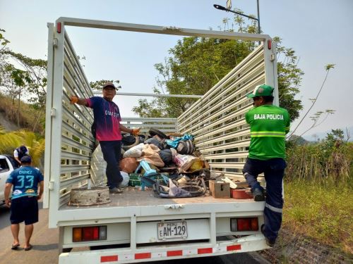 San Martín inició una campaña de prevención contra el dengue y realizó una jornada en Saposoa de eliminación de inservibles que sirven de criaderos del zancudo transmisor de la enfermedad. ANDINA/Difusión