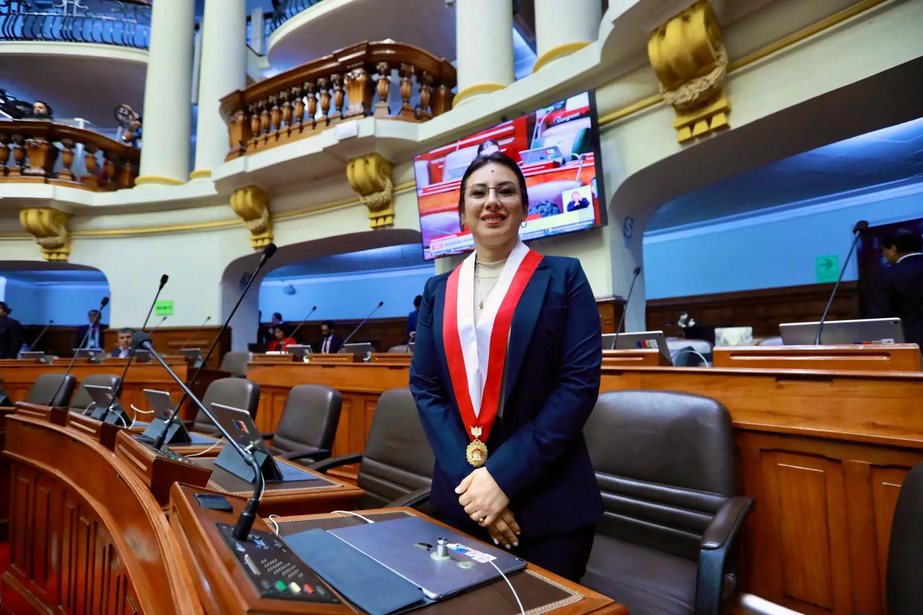 La Mesa Directiva del Parlamento, que preside Eduardo Salhuana Cavides, tomó juramentó esta mañana a Ana Zadith Zegarra Saboya como congresista de la república para completar el periodo legislativo 2021-2026. Foto:ANDINA/ Congreso