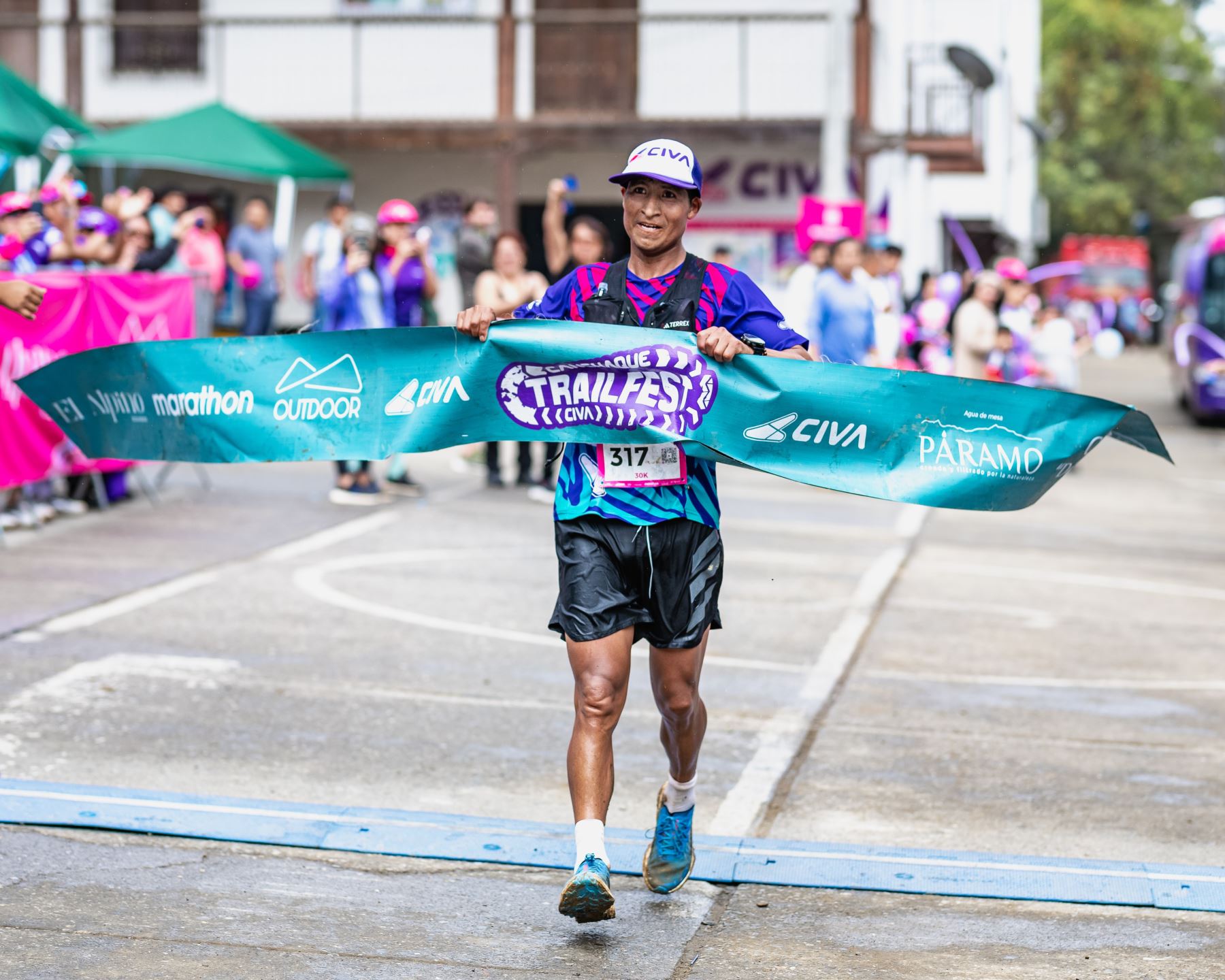 Huber Huamán llegó primero a la meta