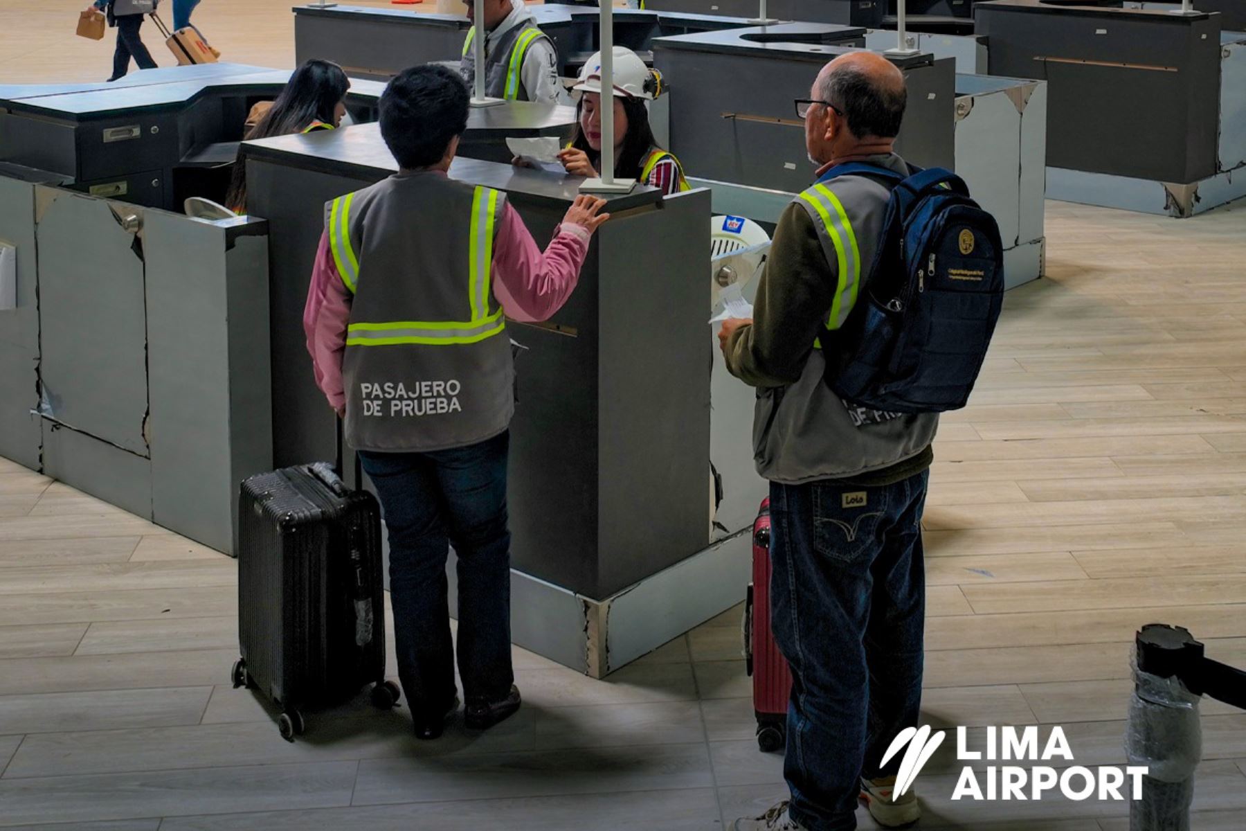 Cientos de voluntarios participaron en las pruebas de operaciones del nuevo Aeropuerto Jorge Chávez, la cual permite evaluar el correcto funcionamiento de procesos como el check-in, entrega de equipajes, controles de seguridad, entre otros. Foto: ANDINA/LAP