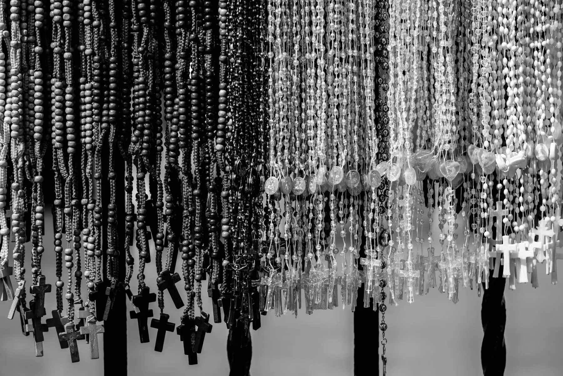 “Se ha previsto los cortes y desvíos del tránsito vehicular para este sábado 5 de octubre, primer recorrido del Señor de los Milagros. Por ejemplo, en lo que respecta a la av. Tacna y av. Nicolás de Piérola y la av. Tacna con jr. Virú vamos a tener rutas alternas como la av. Alfonso Ugarte, av. Abancay y toda la av. Francisco Pizarro (Rímac)”, precisó. Foto: ANDINA/Luis Iparraguirre