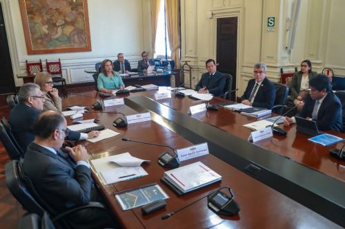 Imagen de la más reciente reunión del Consejo para la Reforma de la Justicia. ANDINA/Prensa Presidencia