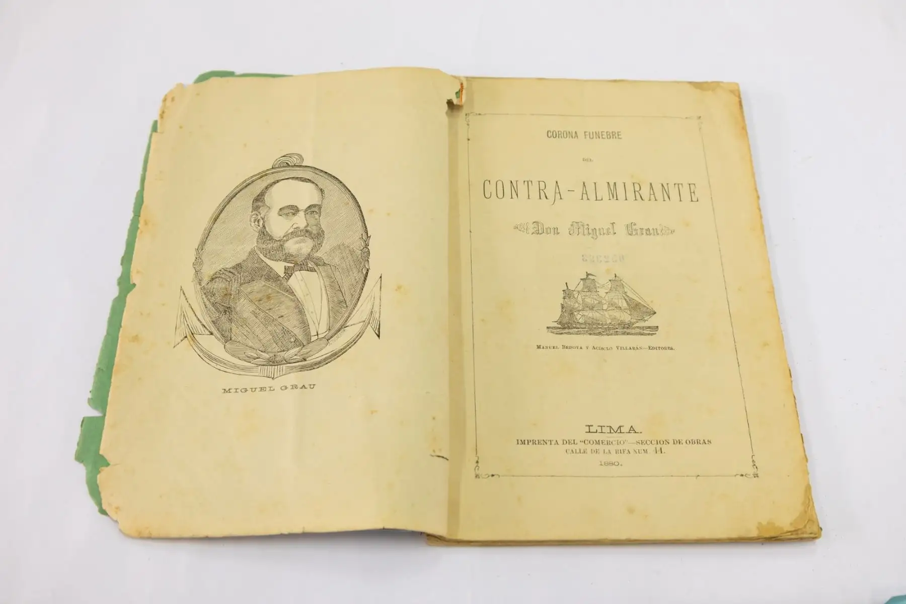 En los repositorios de la Biblioteca Nacional del Perú (BNP) se conservan y protegen libros, manuscritos, imágenes y otros materiales referidos al gran almirante Miguel Grau, también llamado el “Caballero de los Mares”. Foto: ANDINA/Difusión