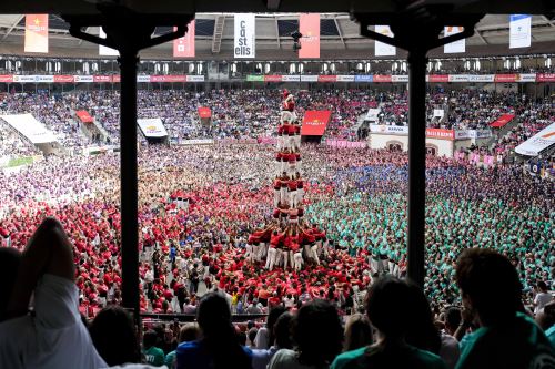 Conoce "Los Castells", torres humanas de más de 8 metros de la cultura catalana