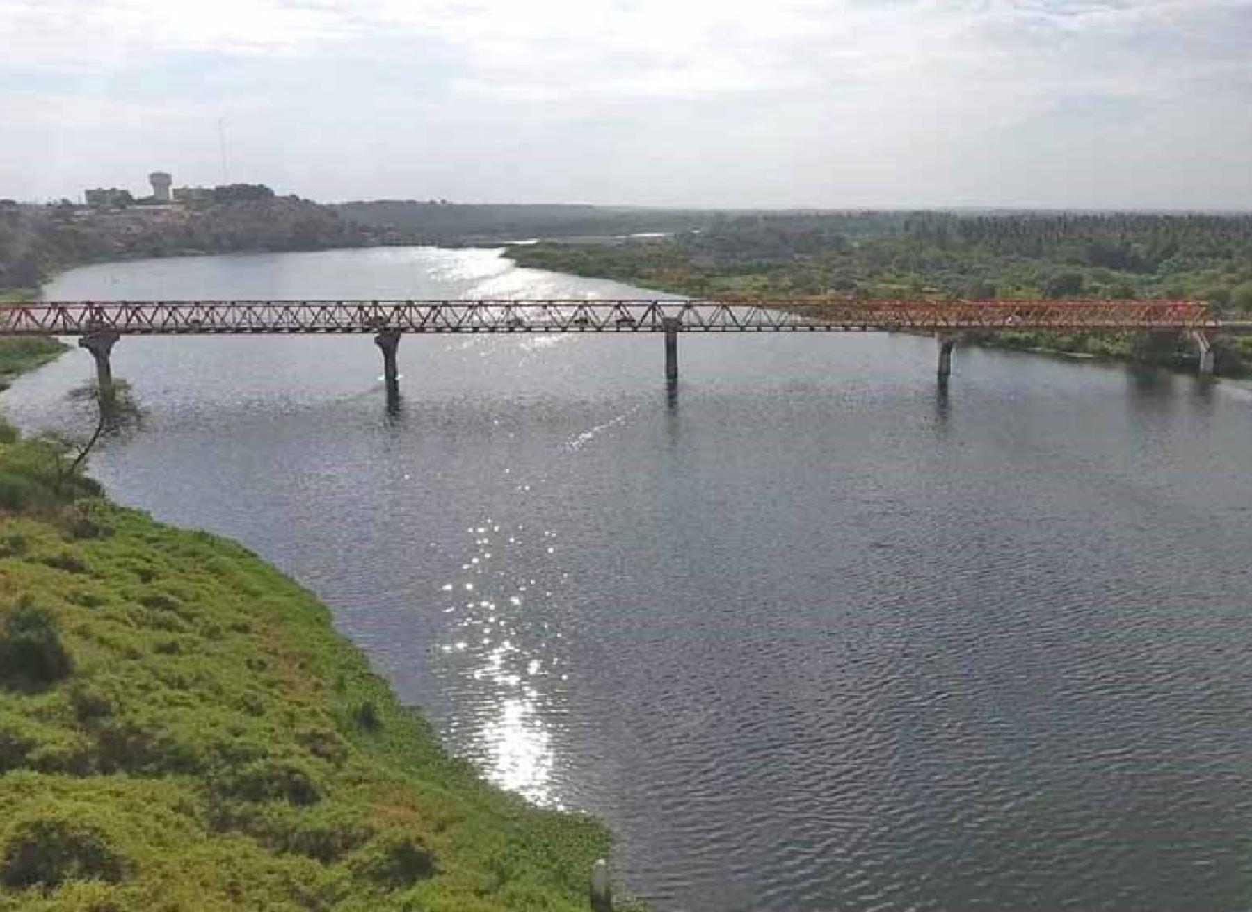 Diversas instituciones, encabezadas por la ANA, adoptan medidas para abordar la eventual escasez hídrica en la cuenca Chira-Piura debido a las lluvias escasas registradas este año. ANDINA/Difusión