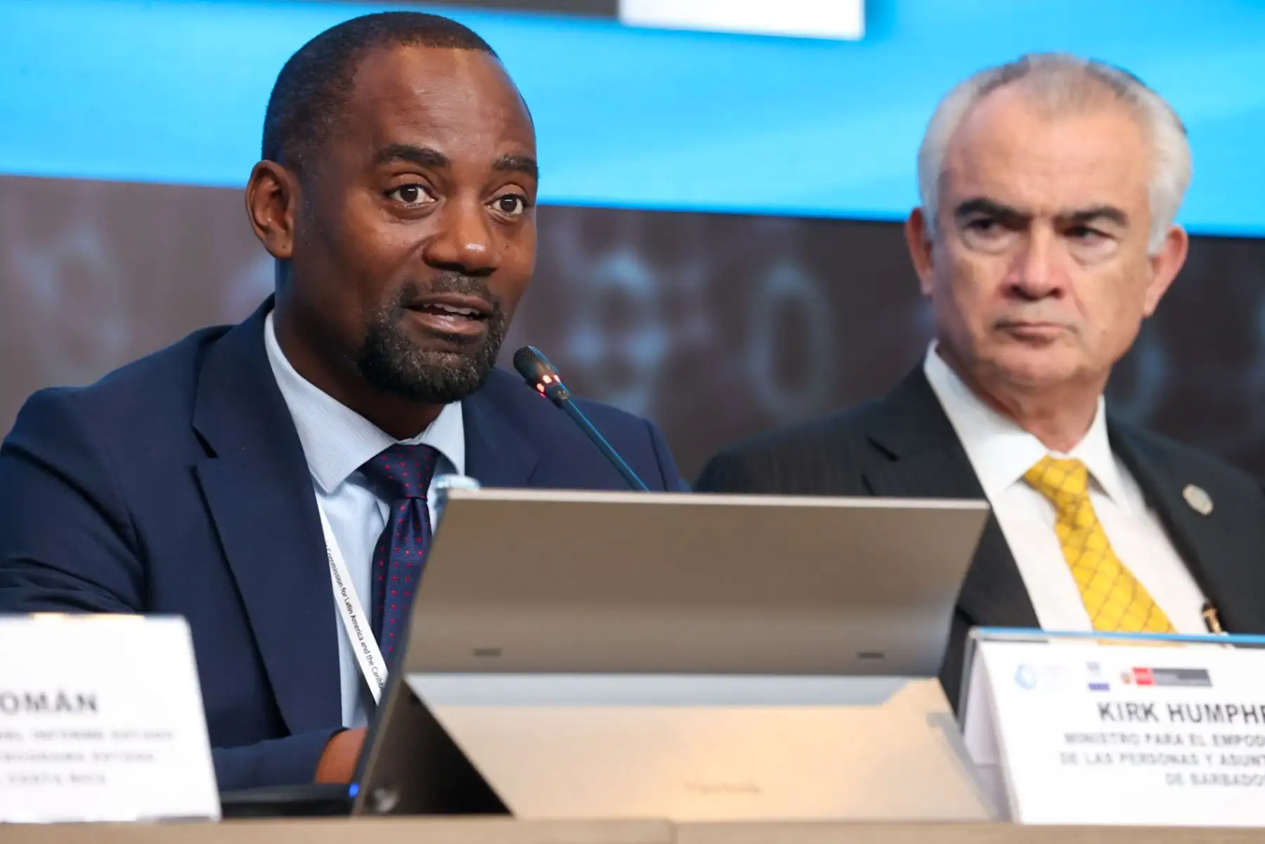 Intervención de Kirk Humphrey, ministro para el empoderamiento de las personas y asuntos de vejez de Barbados durante la mesa de trabajo: Cómo reducir la desigualdad y promover la inclusión y movilidad social en el marco del cuadragésimo período de sesiones de la CEPAL

Foto: ANDINA/Juan Carlos Guzmán Negrini