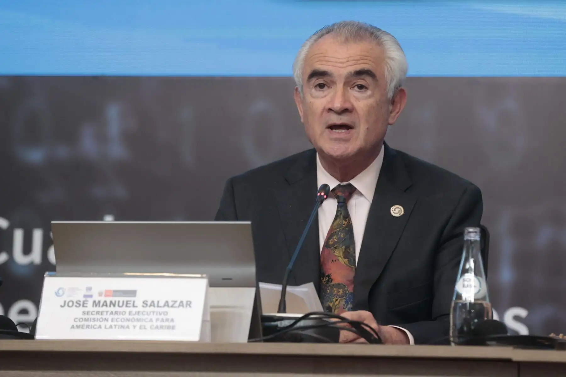José Manuel Salazar, Secretario Ejecutivo de la Comisión de Economía para América Latina y el Caribe, durante el cuadragésimo período de sesiones de la CEPAL, realizado en Lima.
Foto: ANDINA/Vidal Tarqui Palomino