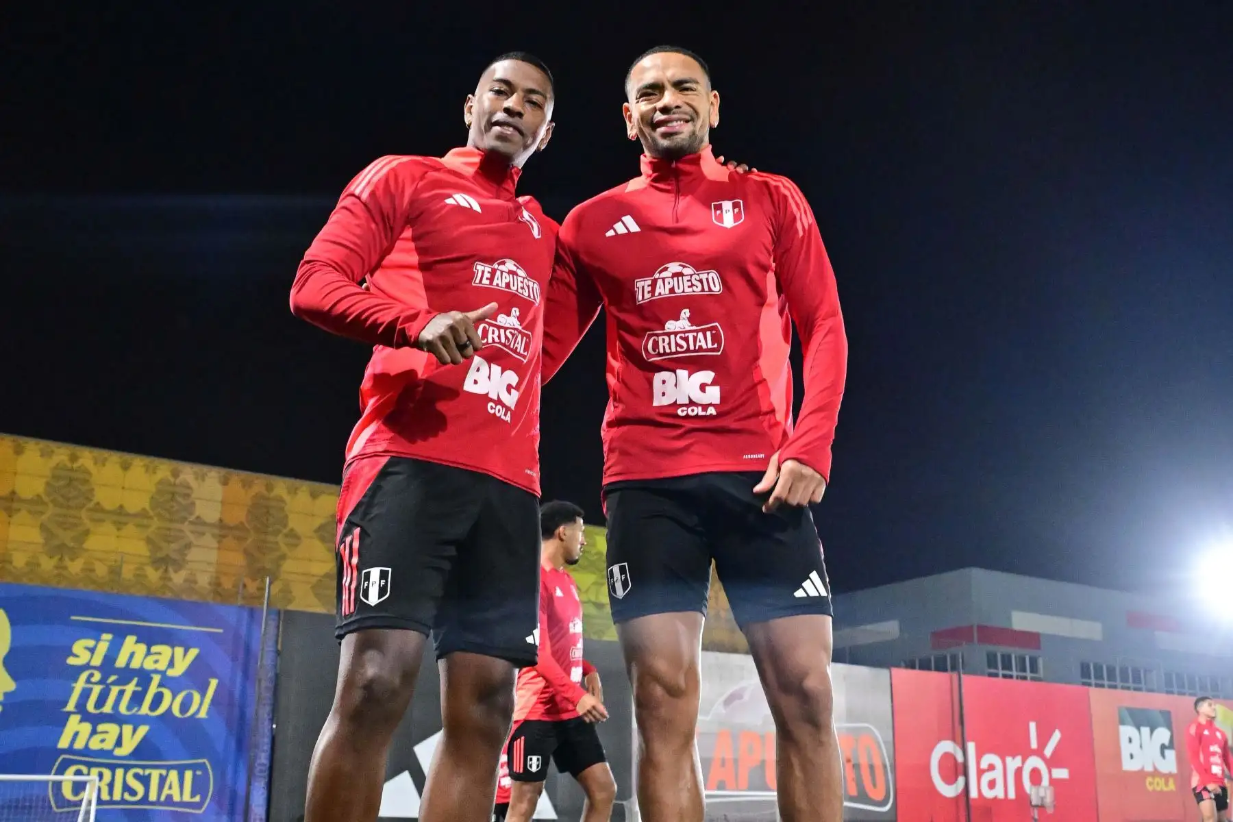 Luego de su triunfo frente a Uruguay, la selección peruana realiza uno de sus últimos entrenamientos, a dos días de su encuentro contra Brasil, por las Eliminatorias. Foto: ANDINA/FPF