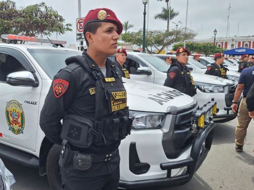 El Gobierno Regional de La Libertad entregó 40 nuevos patrulleros a la Policía Nacional del Perú que ayudarán a reforzar la seguridad ciudadana en dicha región. ANDINA/Difusión