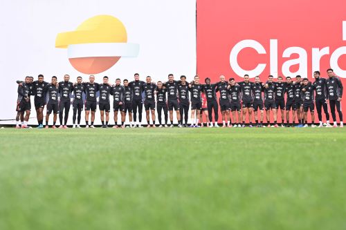 Entrenamiento de la selección en La Videna, antes de viajar a Brasil por las Eliminatorias 2026