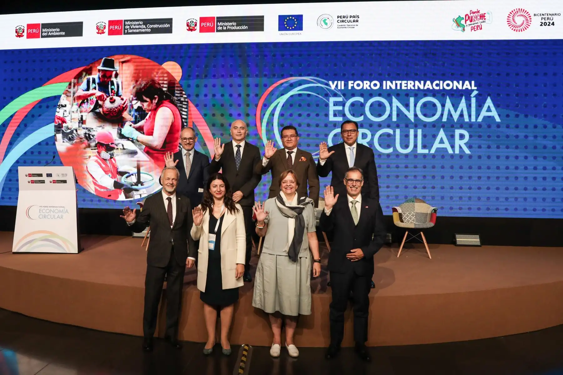 El VII Foro Internacional de Economía Circular, el más grande evento anual de economía circular en el Perú, fue inaugurado por el ministro de Vivienda, Construcción y Saneamiento, Durich Whittembury; el ministro del Ambiente, Juan Carlos Castro Vargas; el ministro de la Producción, Sergio González y el embajador de la Unión Europea en Perú. Foto: ANDINA/ Connie Calderon