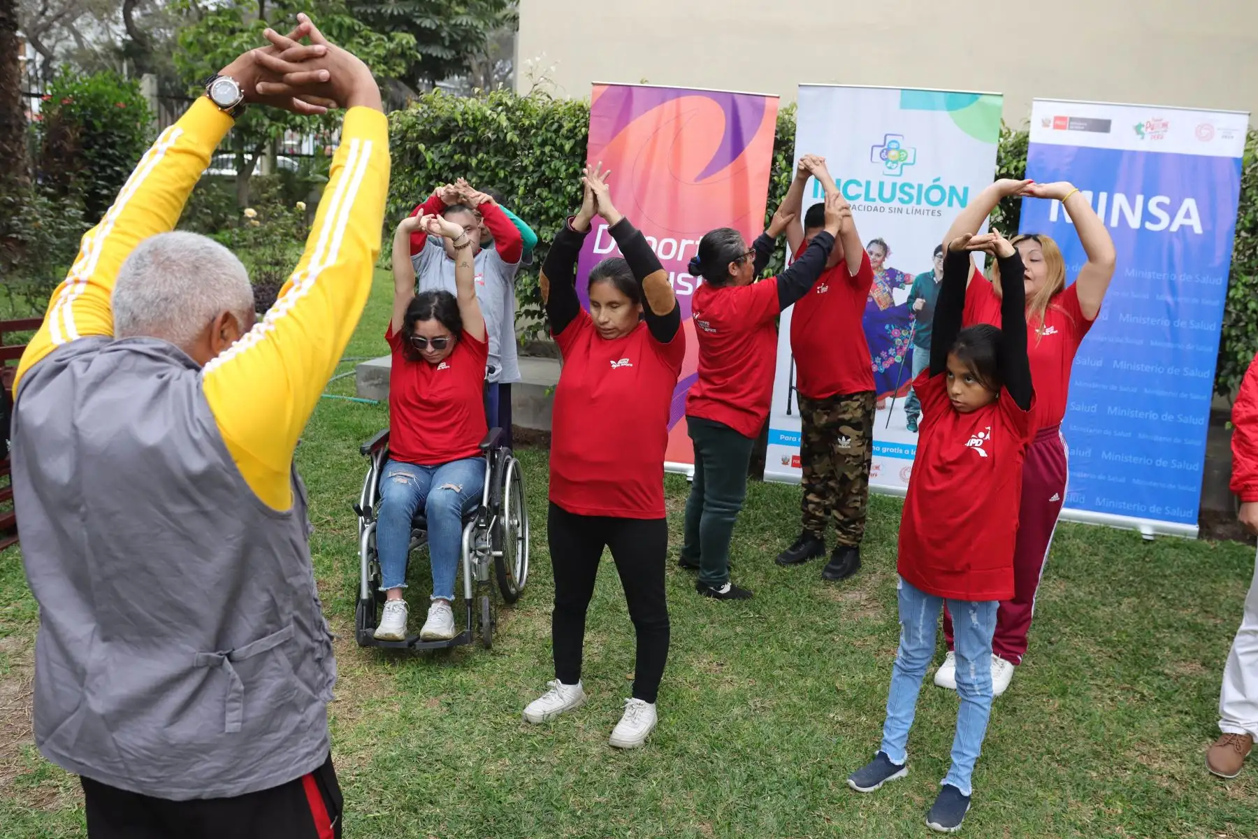 El Ministerio de Salud conmemora el "Día Nacional de la Persona con Discapacidad" con actividades físicas y recreativas al aire libre. Foto: ANDINA / Lino Chipana