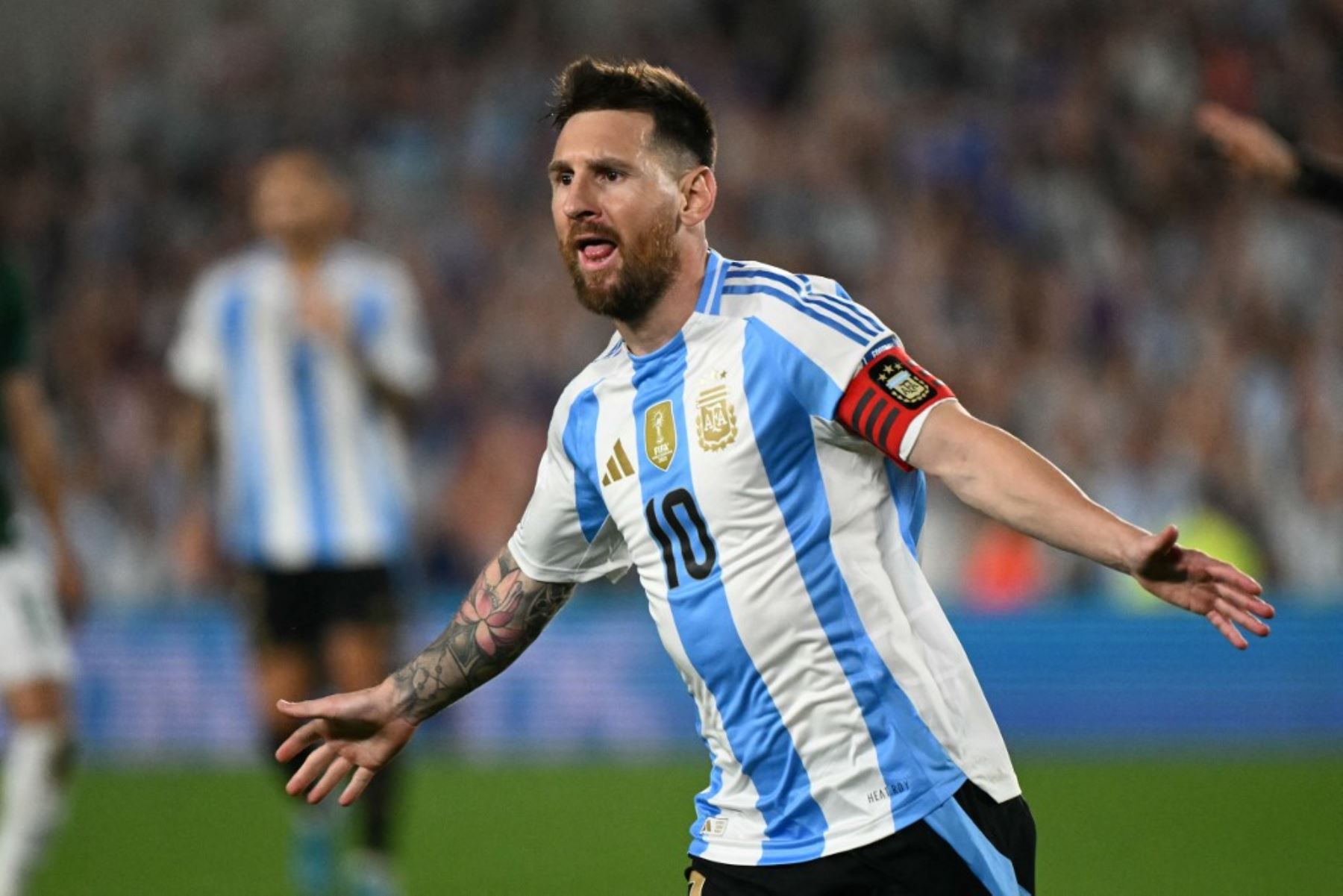 Messi fue la figura de la décima fecha al anotar tres goles y dar dos asistencias en la goleada (6-0) de Argentina ante Bolivia.