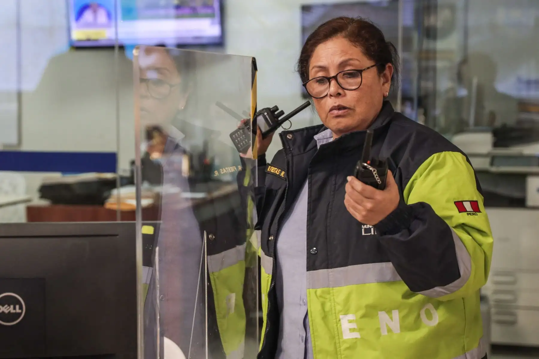 Se cuenta también con un programa de recompensas de hasta 10 mil soles, de modo que si alguna denuncia ayuda con la captura de un criminal, este dinero podrá ser cobrado utilizando el código asignado al ciudadano después de haber realizado su llamada. Foto: ANDINA/ Connie Calderon