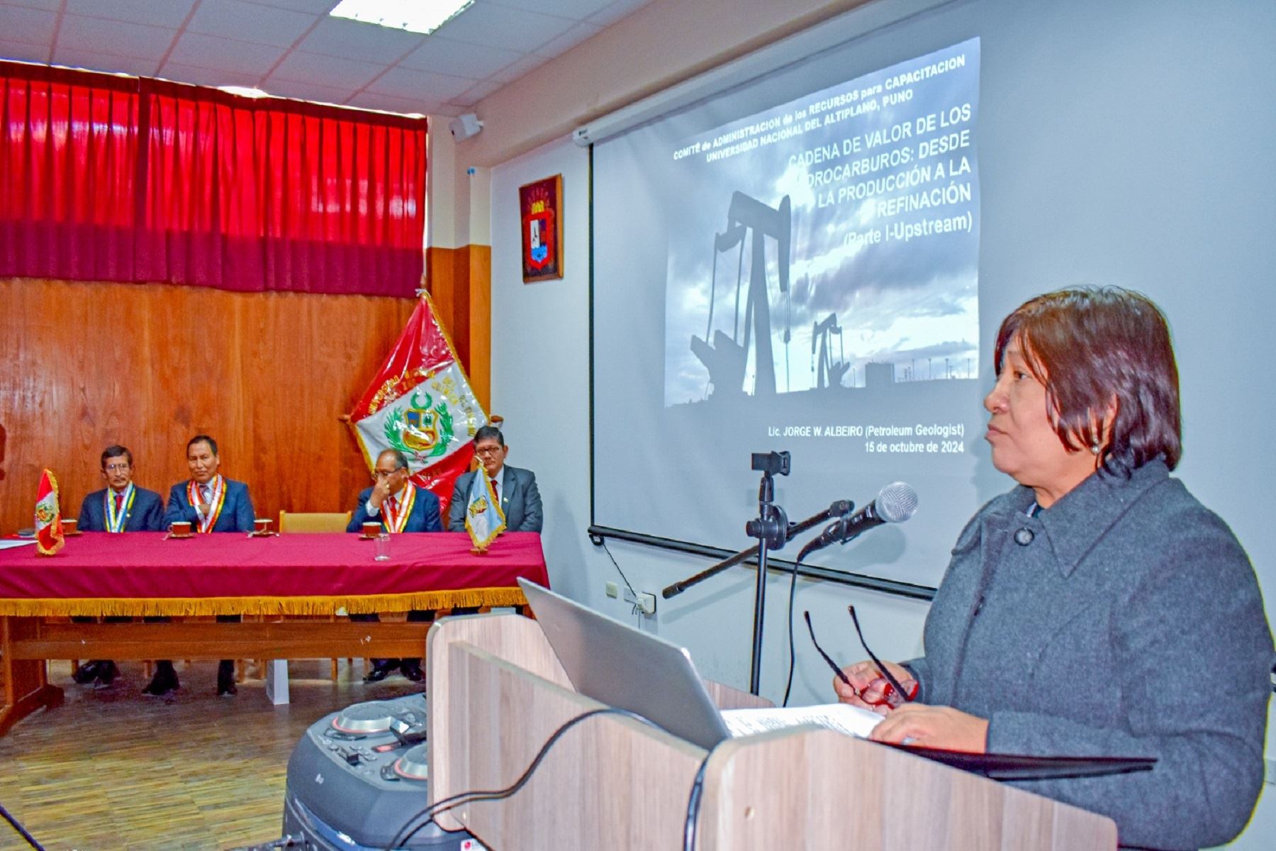 Ministerio de Energía y Minas inauguró Congreso Internacional de Petroquímica.