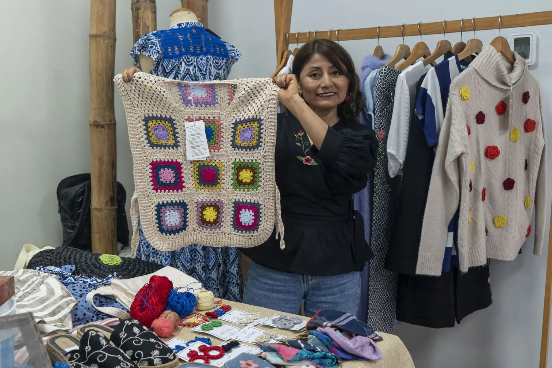 Empresas peruanas ya aplican el modelo de producción basado en el reciclaje, reúso y reparación de residuos para dar vida a otros productos, con orientación técnica del Minam. Foto: Difusión