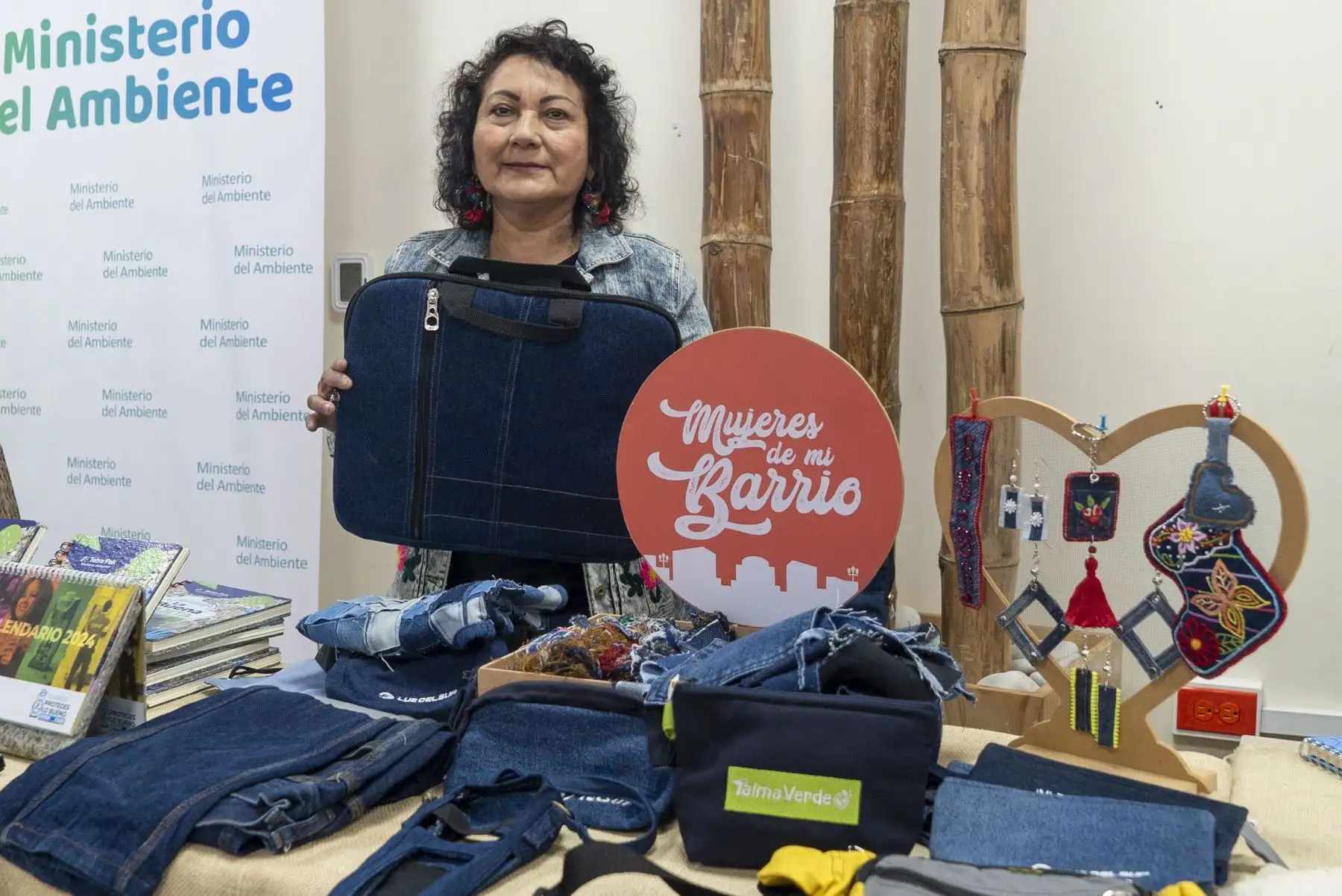Empresas peruanas ya aplican el modelo de producción basado en el reciclaje, reúso y reparación de residuos para dar vida a otros productos, con orientación técnica del Minam. Foto: Difusión