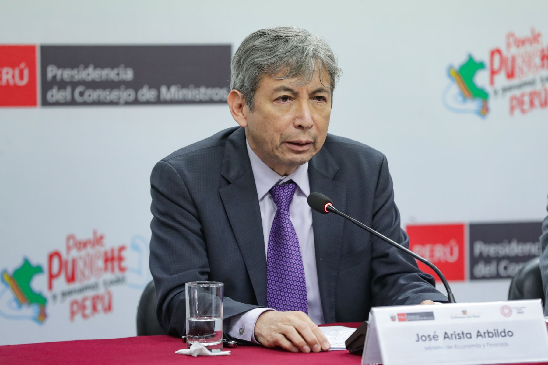 Ministro de Economía y Finanzas, José Arista.  ANDINA/Difusión