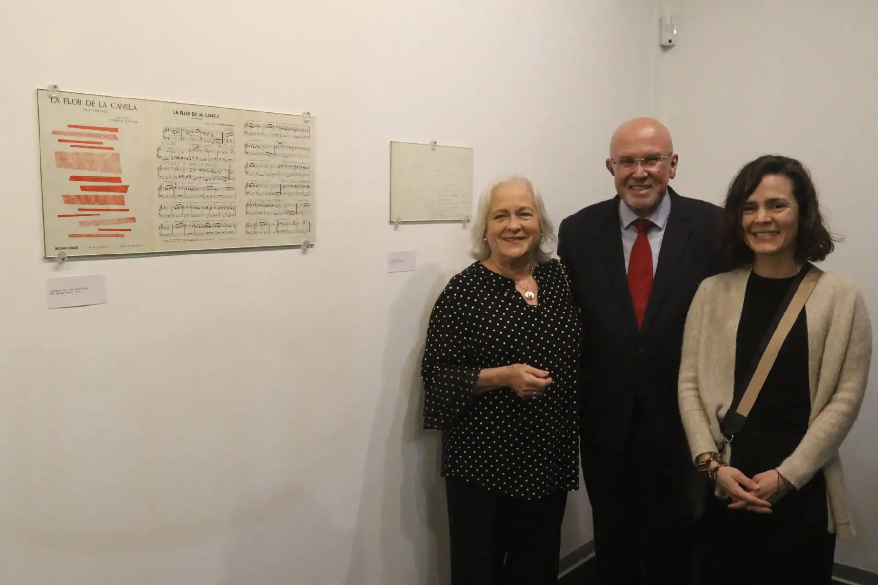 Inauguración de exposición de arte "Chabuca Granda, Déjame que te cuente". 
FOTO: ANDINA/Héctor Vinces