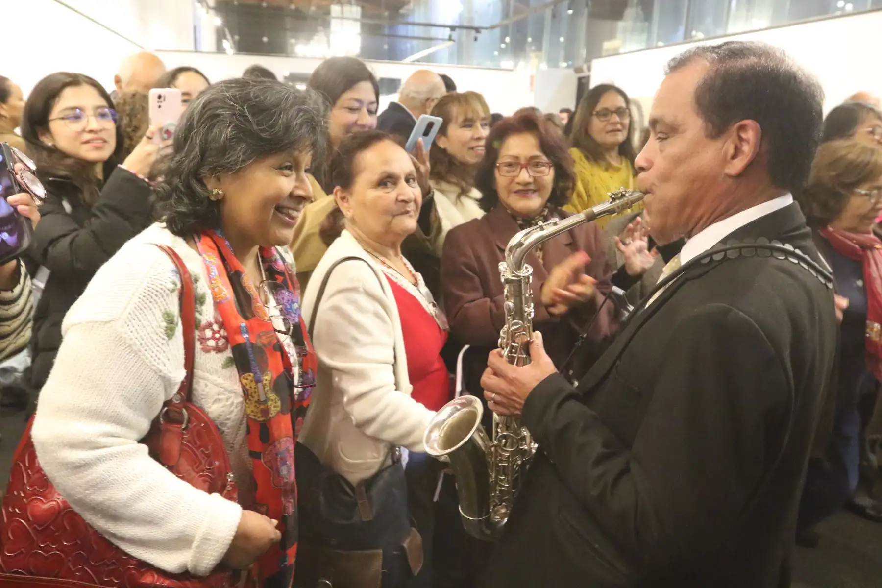 Inauguración de exposición de arte "Chabuca Granda, Déjame que te cuente". 
FOTO: ANDINA/Héctor Vinces