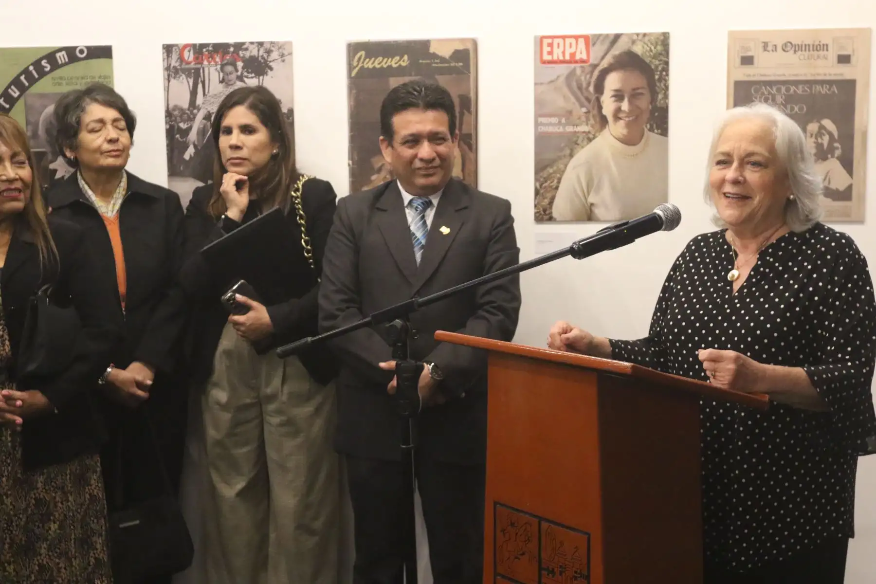 Inauguración de exposición de arte "Chabuca Granda, Déjame que te cuente". 
FOTO: ANDINA/Héctor Vinces