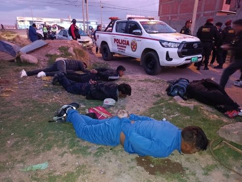 Seis presuntos integrantes de una banda criminal que asolaba la ciudad de Juliaca, región Puno, fueron detenidos por la Policía Nacional. ANDINA/Difusión