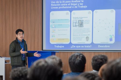 El primer "IA Hackathon – Buscando Soluciones Sostenibles", fue organizado por la Presidencia del Consejo de Ministros, Amazon Web Services, la Universidad Científica del Sur y SISE Instituto Superior.