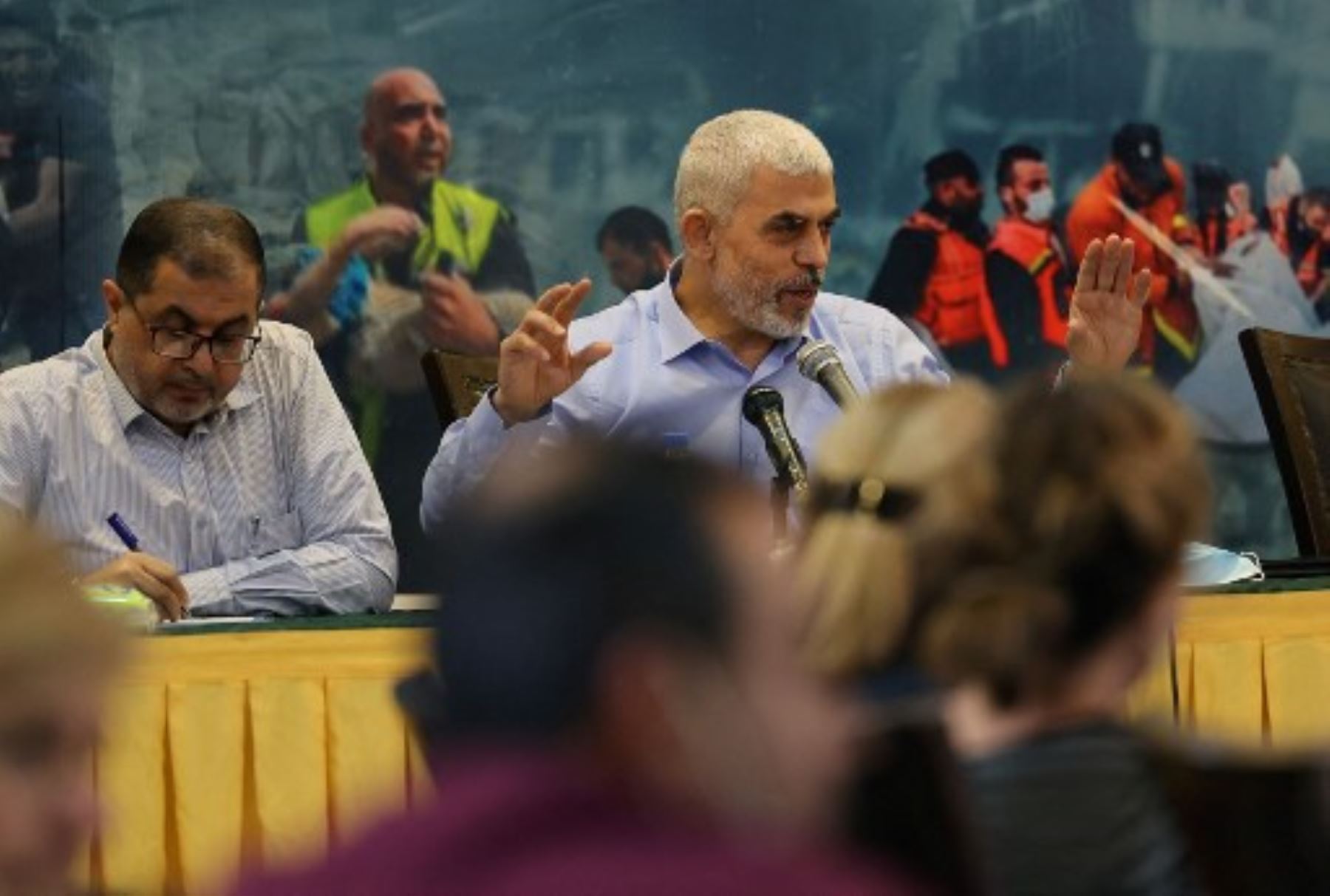 Yahya Sinwar, líder del movimiento palestino Hamas, asiste a una conferencia de prensa en la ciudad de Gaza el 26 de mayo de 2021. Foto: AFP