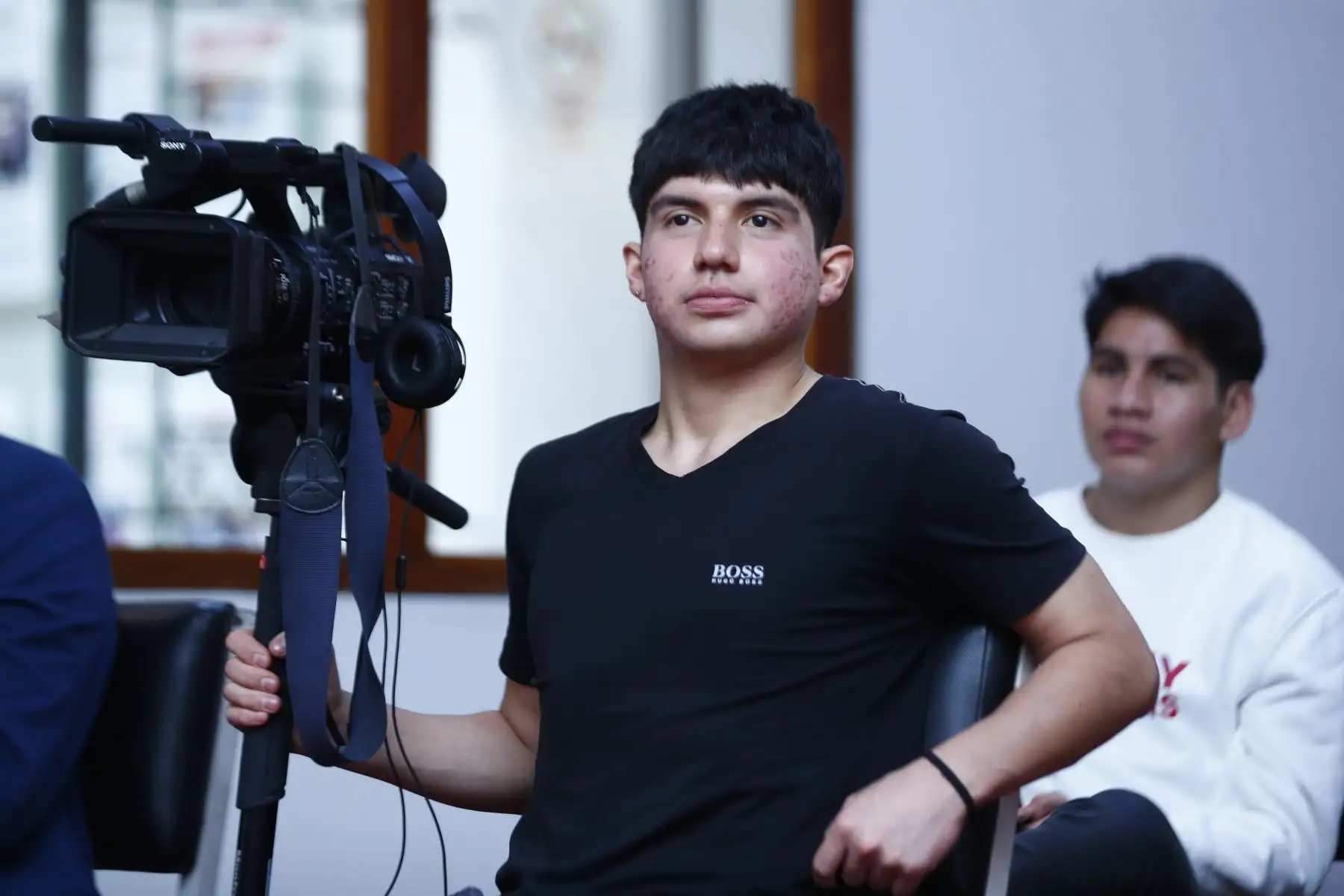 Estudiantes de sexto ciclo de la carrera de Comunicación y Periodismo de la Universidad Peruana de Ciencias Aplicadas (UPC), del taller de Fotoperiodismo, visitaron las instalaciones del Diario El Peruano y de la Agencia Andina para conocer el Museo Gráfico de Editora Perú y participar en las exposiciones de la iniciativa Vive Andina, en donde periodistas de ambos medios de comunicación comparten sus experiencias con los estudiantes. Foto: ANDINA/Daniel Bracamonte
