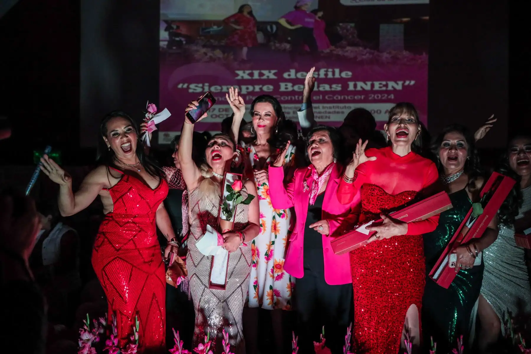 En esta edición de "Siempre bellas" participaron 23 candidatas, que lucieron 3 tipos de traje: casual, típico y de noche, desplegando belleza y mucha actitud. Foto: ANDINA/ Connie Calderon