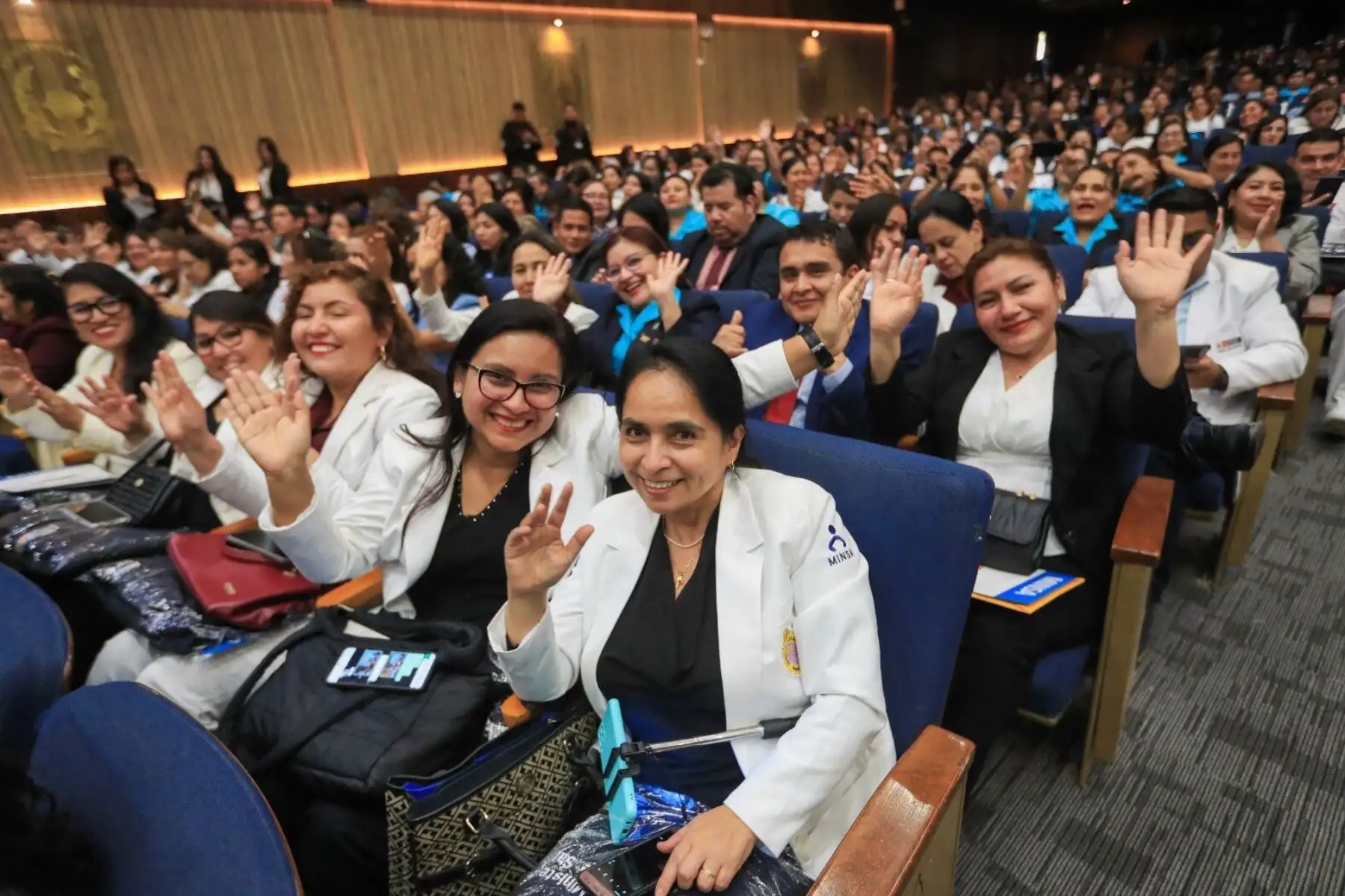 Vamos a conseguir el nombramiento del 100 % de los trabajadores CAS del sector Salud, porque reconocer los derechos laborales es reconocer también el derecho de todos los peruanos y peruanas a tener una salud de calidad": Foto: ANDINA/ Prensa Presidencia