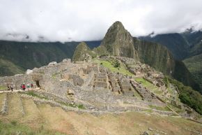 El santuario histórico de Machu Pichu ofrece 196 puntos turísticos como complejos arqueológicos, plazas, templos, fuentes de agua, monumentos y residencias.