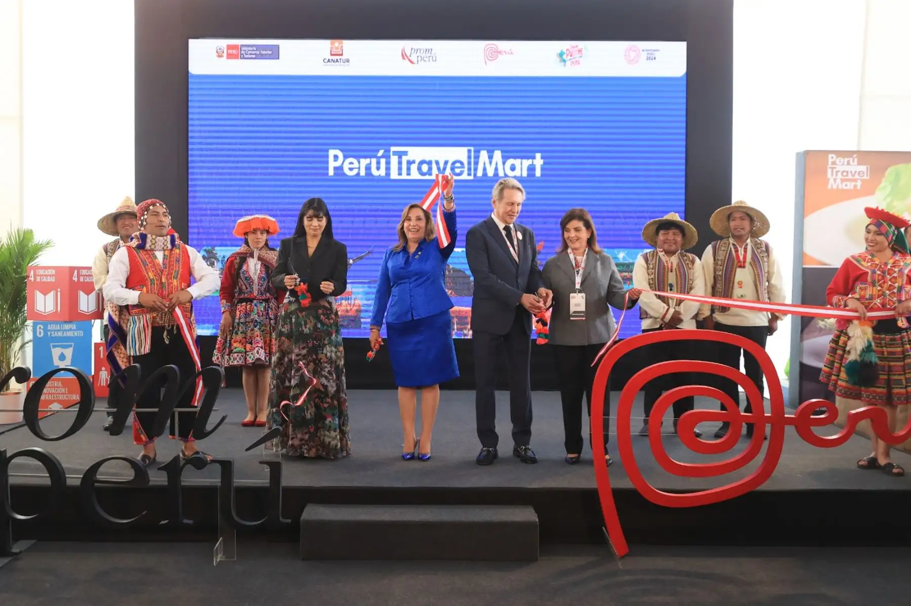 Presidenta Dina Boluarte inaugura el Perú Travel Mart 2024. Foto: ANDINA/Prensa Presidencia