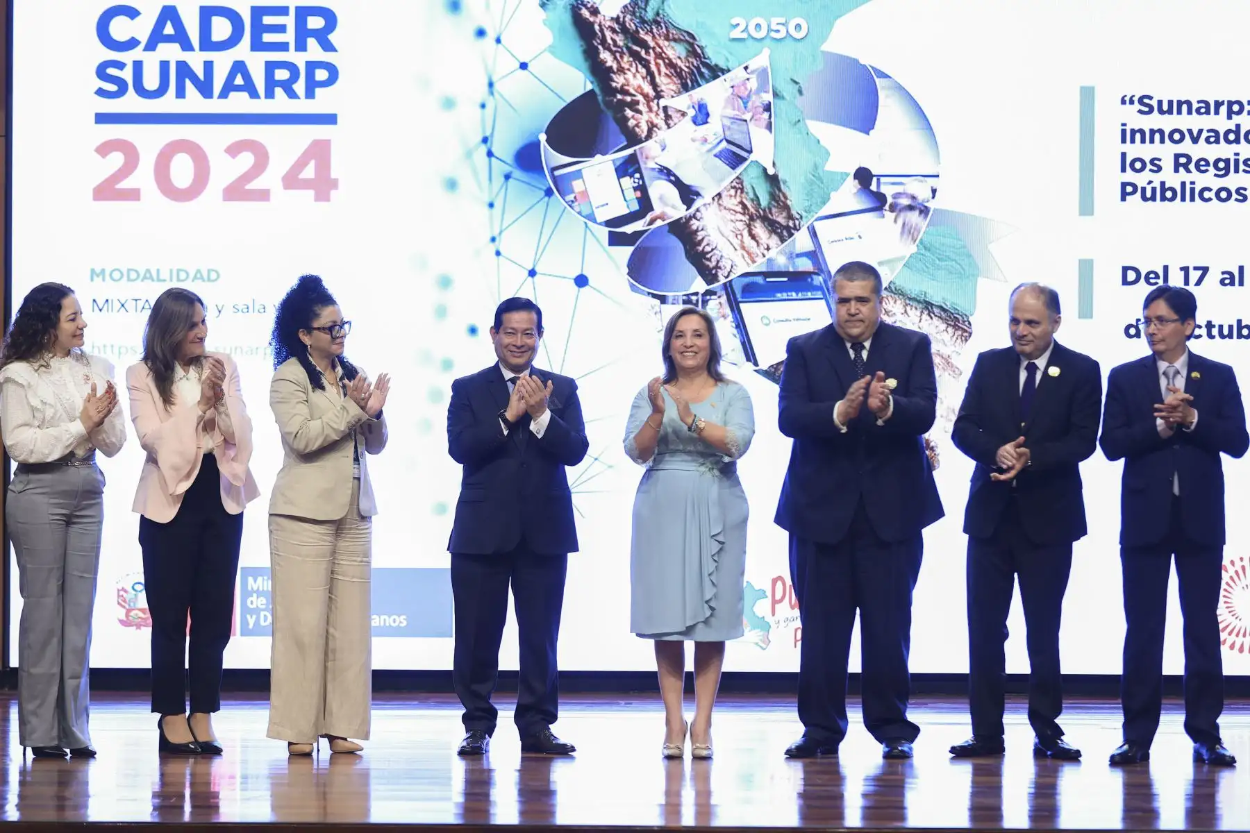 Presidenta Dina Boluarte  en la Clausura del XXII Congreso Anual de Derecho Registral 2024. Foto: ANDINA/Prensa Presidencia