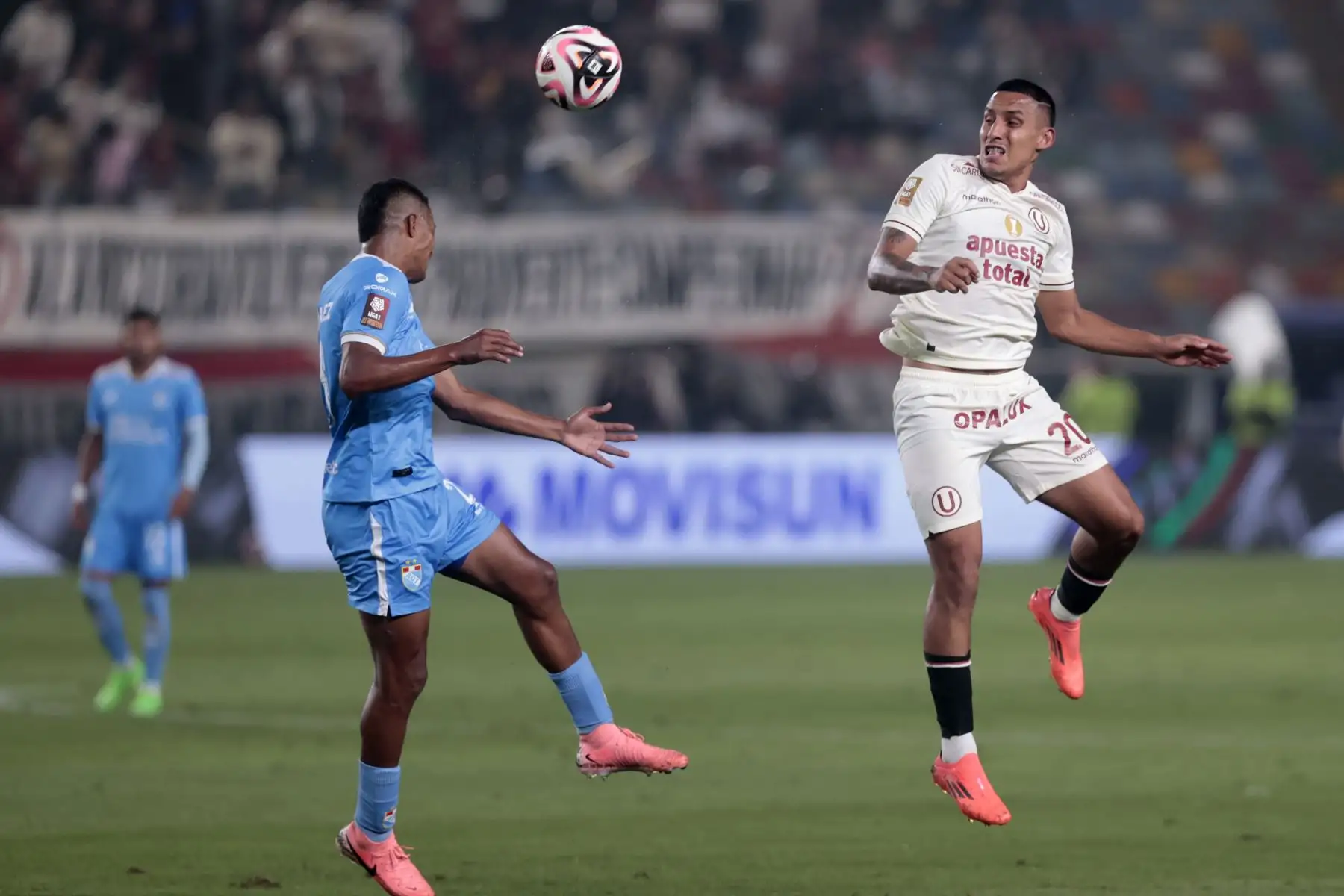 Universitario de Deportes recibe a ADT de Tarma en el Monumental de Ate por la fecha 14 del Torneo Clausura. Foto: ANDINA/Vidal Tarqui