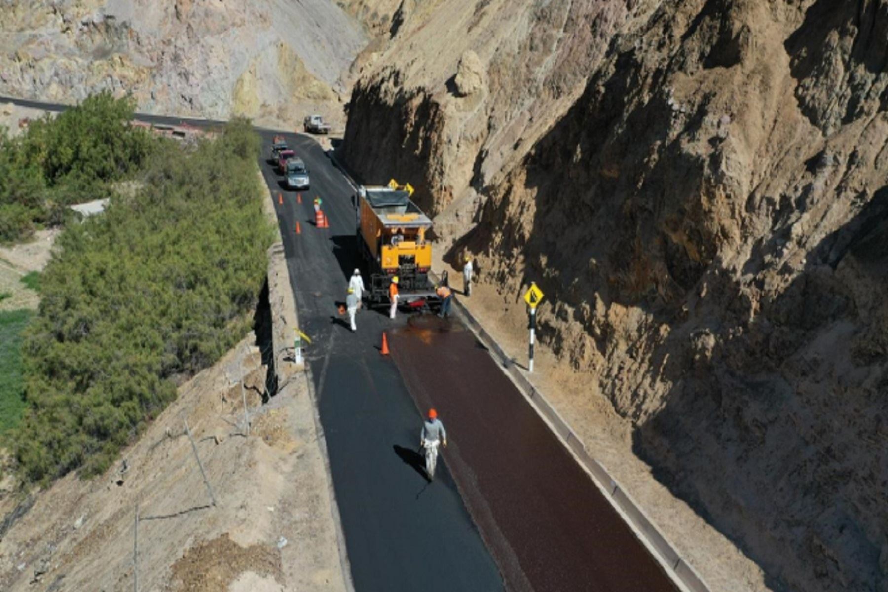 Construcción de carreteras. ANDINA/Difusión