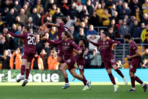 Manchester City venció en el último minuto al Wolverhampton (2-1)