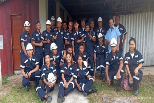 Jóvenes de las comunidades nativas Quichua, Arabela, Maijuna y Huitoto vienen recibiendo formación técnica del Servicio Nacional de Adiestramiento en Trabajo Industrial y el Plan Binacional de Desarrollo de la Región Fronteriza Perú-Ecuador.