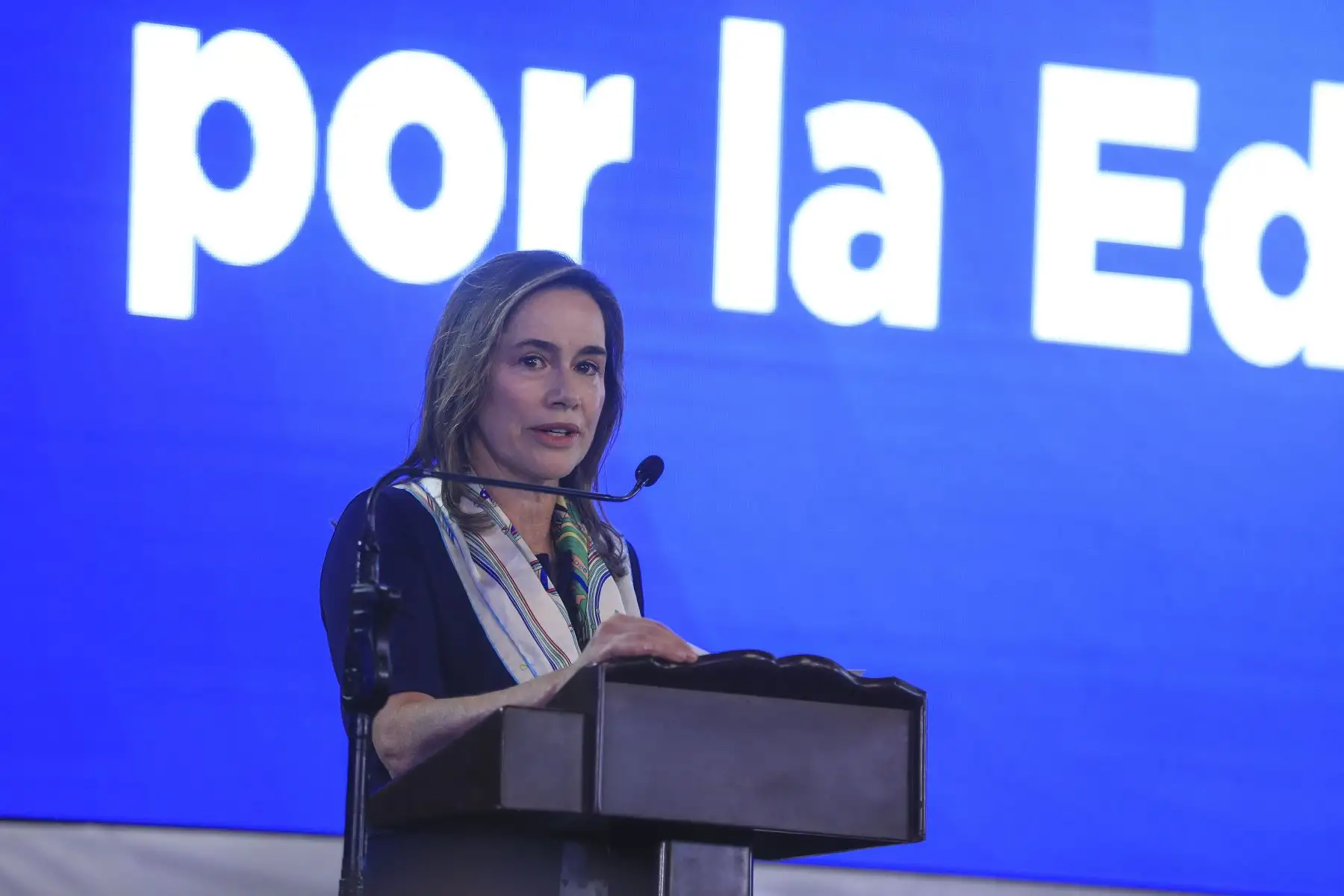 La presidenta de la república, Dina Ercilia Boluarte Zegarra, participa en la ceremonia de firma del “Pacto Social por la Educación”. Foto: ANDINA/Prensa Presidencia
