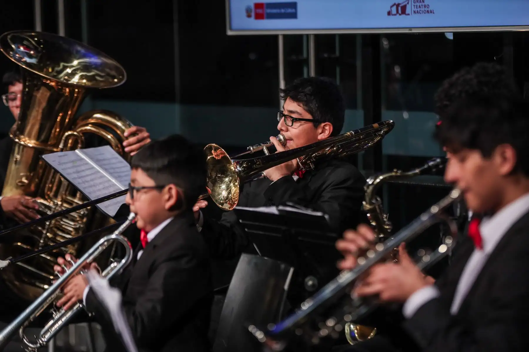 Junto a la Iniciativa Orquestando del Ministerio de Educación (Minedu), que también está de aniversario, cumpliendo 12 años, representantes del diario más antiguo de América destacaron los hitos más importantes para su consolidación. Foto: ANDINA/Connie Calderon