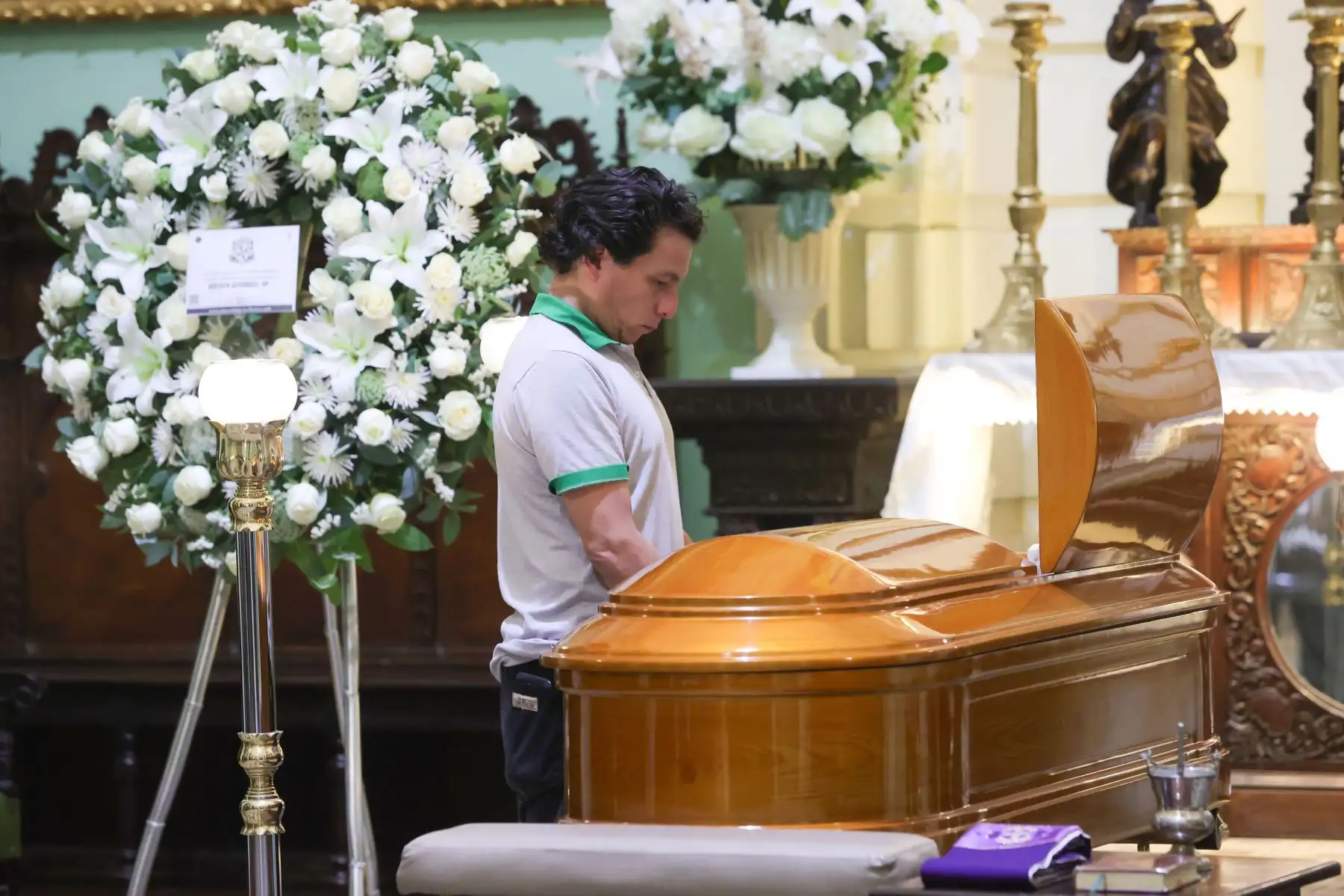 Padre Gustavo Gutierrez es velado en la Sala Capitular  del Convento Santo Domingo. Foto: ANDINA/Melina Mejía