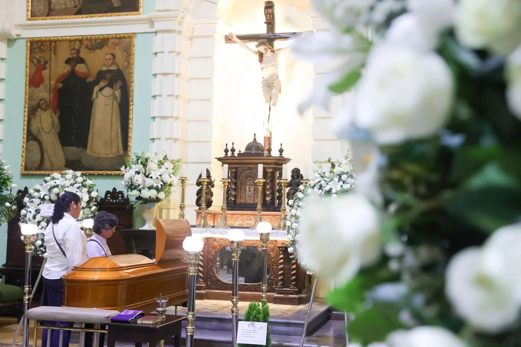 Padre Gustavo Gutierrez es velado en la Sala Capitular  del Convento Santo Domingo. Foto: ANDINA/Melina Mejía
