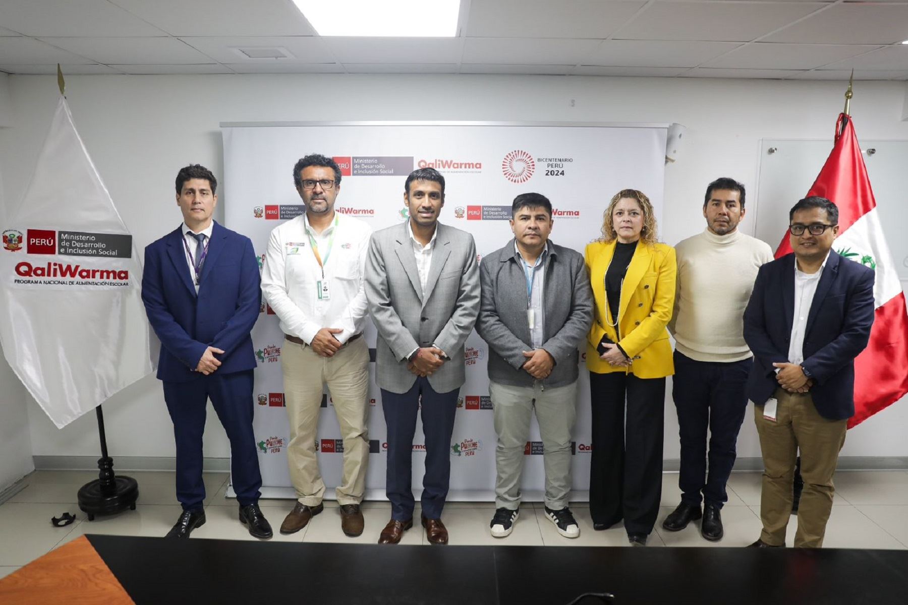 Qali Warma y gremio de ganaderos evalúan incorporar productos lácteos de agricultura familiar en el servicio alimentario escolar