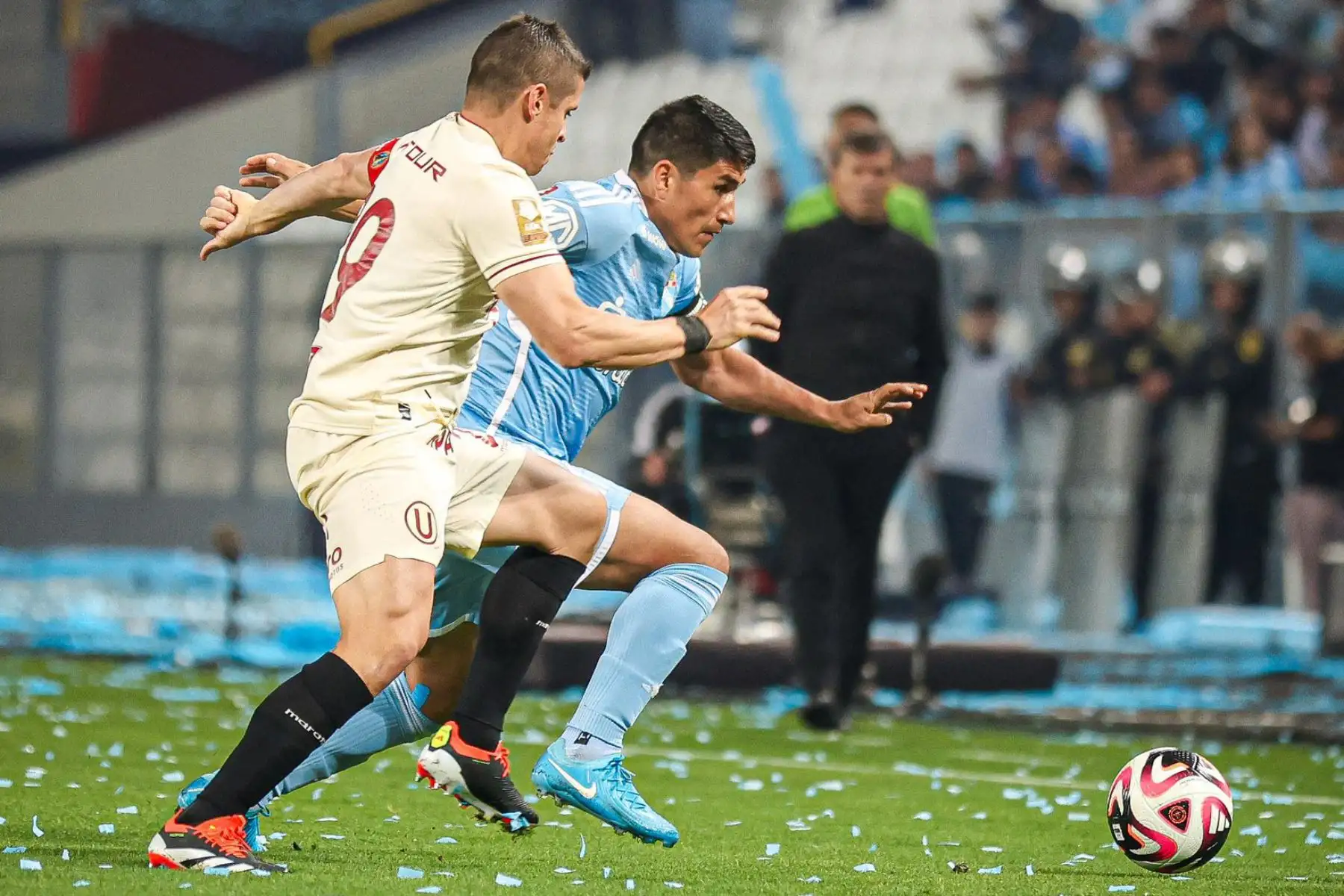 Sporting Cristal vence por 2 gol a 1 durante el segundo tiempo del partido contra Universitario. Foto: ANDINA/Difusión
