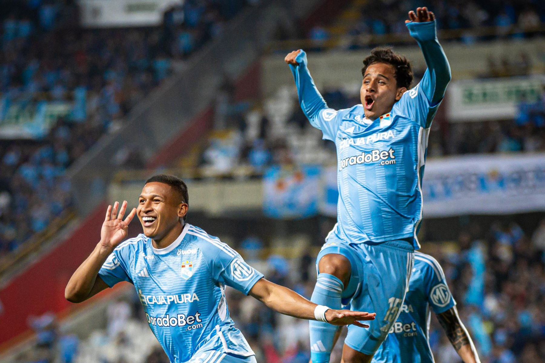 Sporting Cristal vence por 2 gol a 1 durante el segundo tiempo del partido contra Universitario. Foto: ANDINA/Difusión