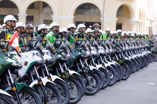 Municipalidad de Lima entregó 549 motos a la PNP para reforzar el patrullaje. Foto: ANDINA/Difusión.