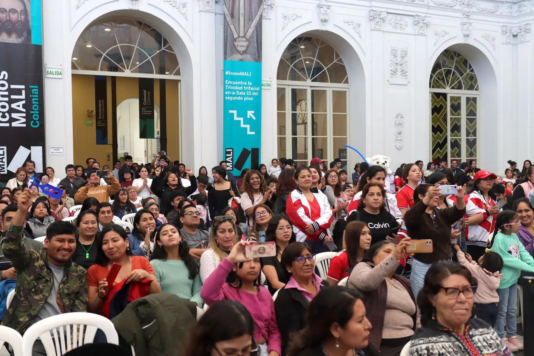 XX Concurso Interescolar de Arte, logrando un nuevo récord de participación con más de 4,000 estudiantes inscritos de 717 delegaciones provenientes de 434 colegios a nivel nacional
Foto: ANDINA / Lino Chipana
